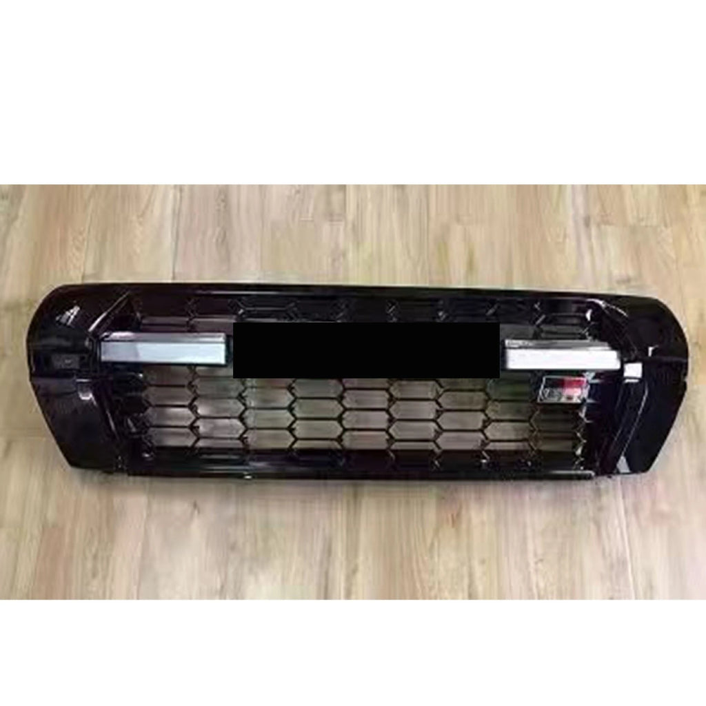 Front Mesh Grille Bumper for Toyota Land Cruiser LC200 2008-2015 Grille with LED Lights Racing Grills Car Accessories Styling