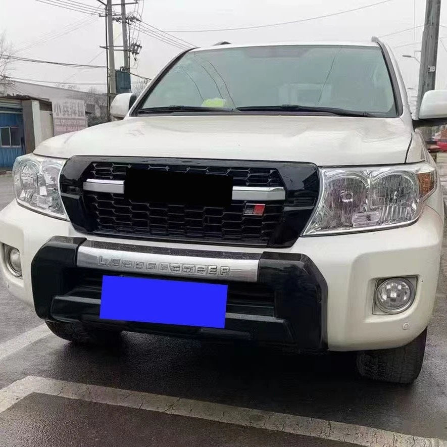 Front Mesh Grille Bumper for Toyota Land Cruiser LC200 2008-2015 Grille with LED Lights Racing Grills Car Accessories Styling
