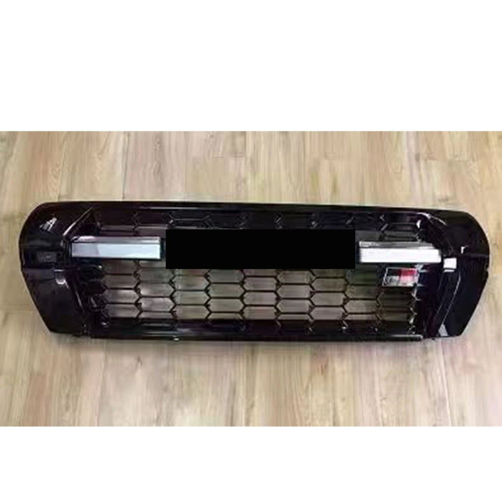 Front Mesh Grille Bumper for Toyota Land Cruiser LC200 2008-2015 Grille with LED Lights Racing Grills Car Accessories Styling